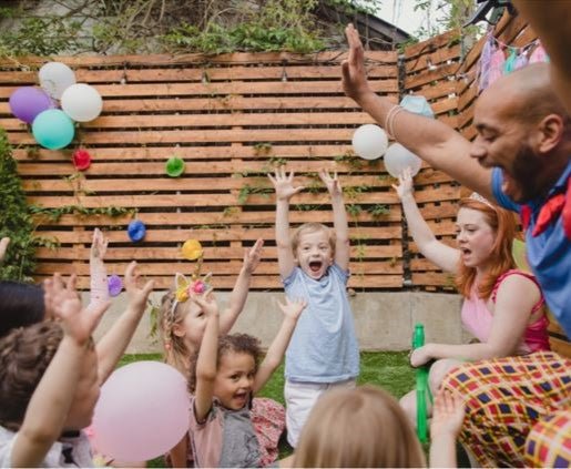 The Joy (and Cost!) of Gifting: How Much Do Aussie Families Spend on Kids' Parties Each Year?